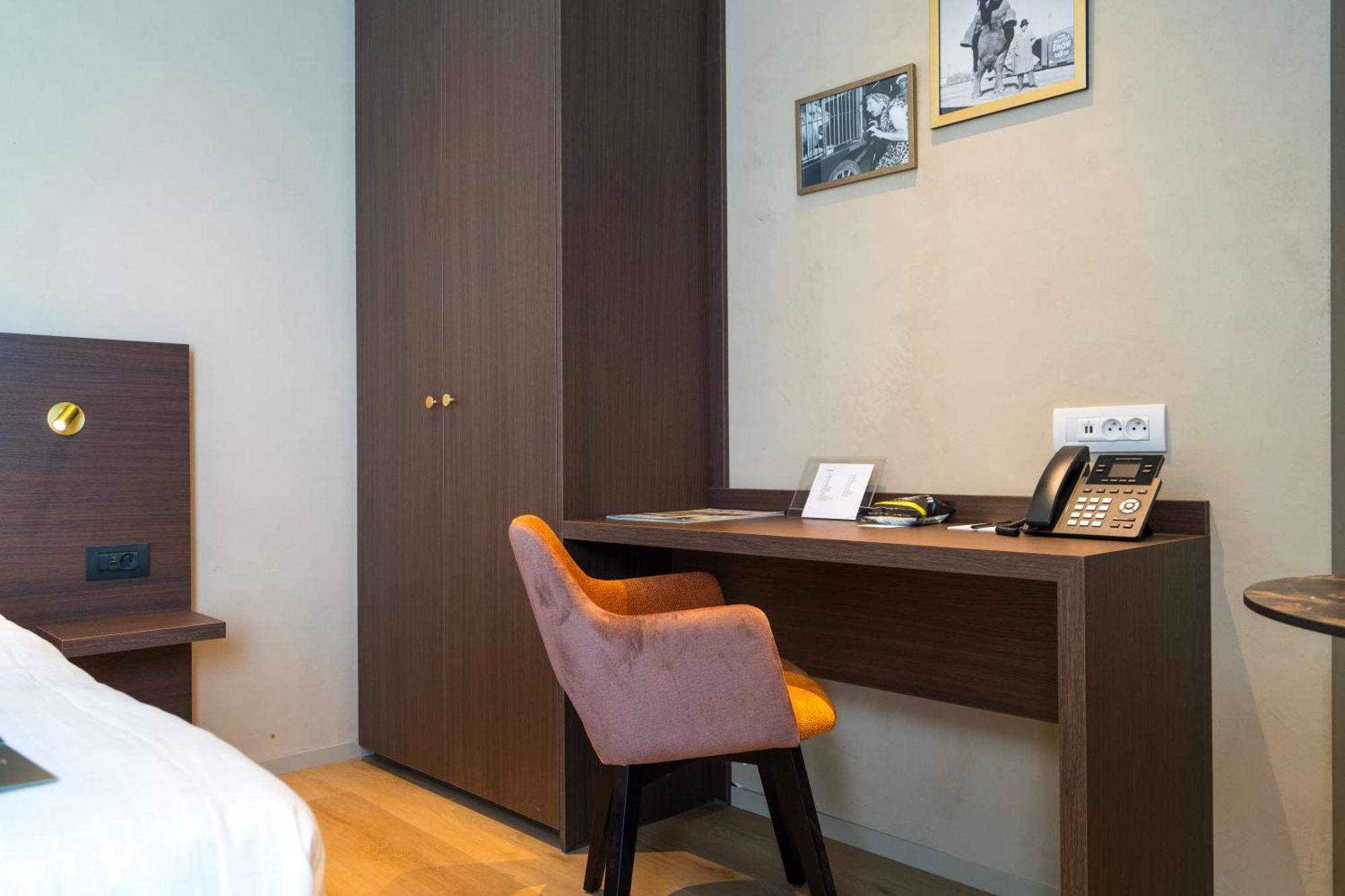 Business By Parkhotel -Annex- Κόρτρικ Εξωτερικό φωτογραφία